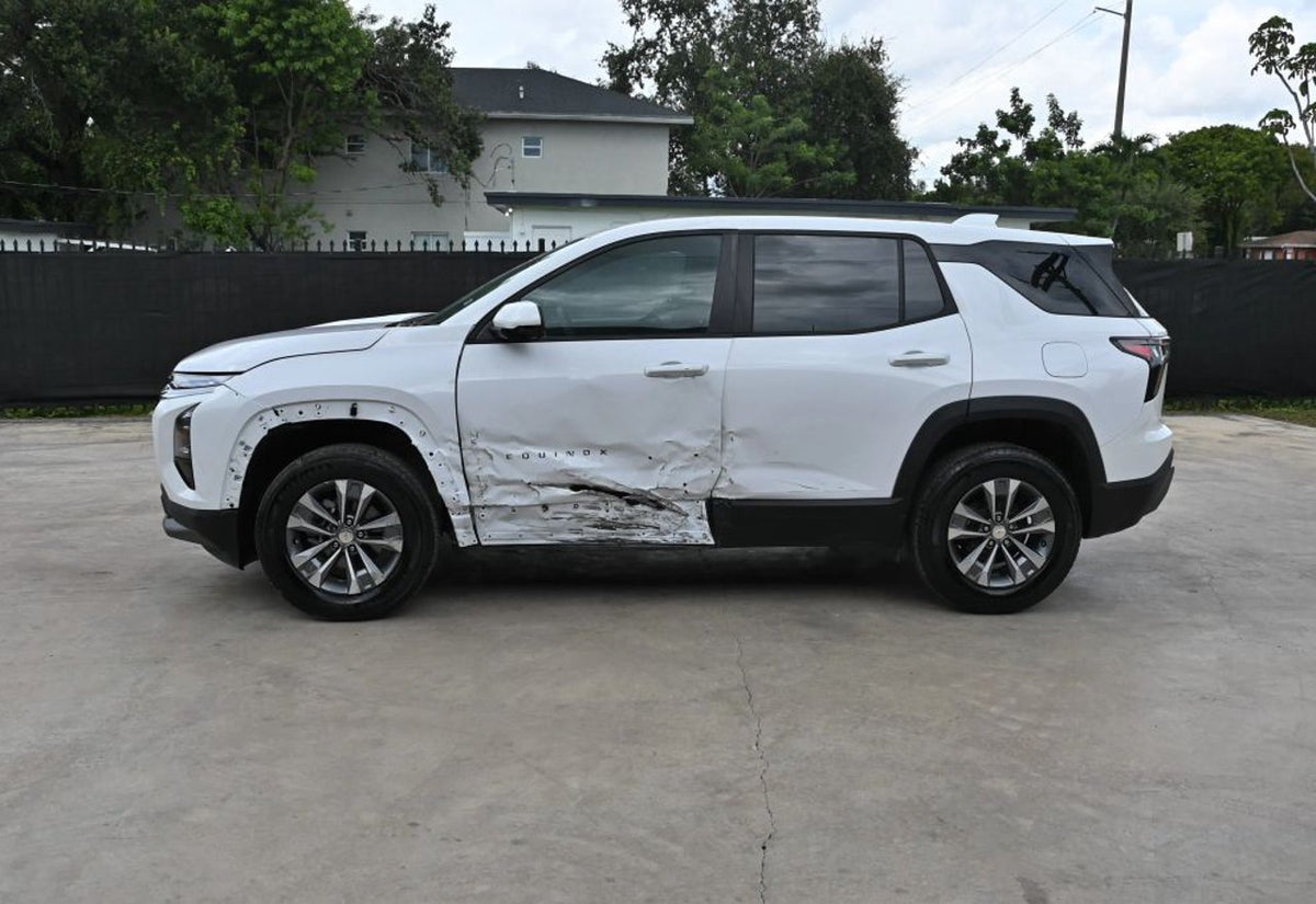 2025 Chevrolet Equinox LT - 3GNAXHEGXSL302137 photo 22