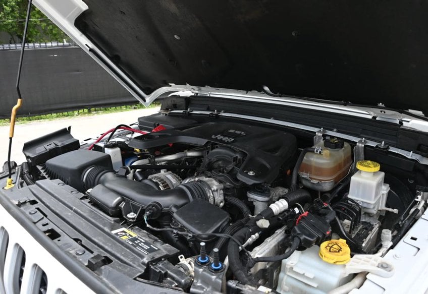 2020 Jeep Gladiator Overland - 1C6HJTFG3LL198931 photo 22