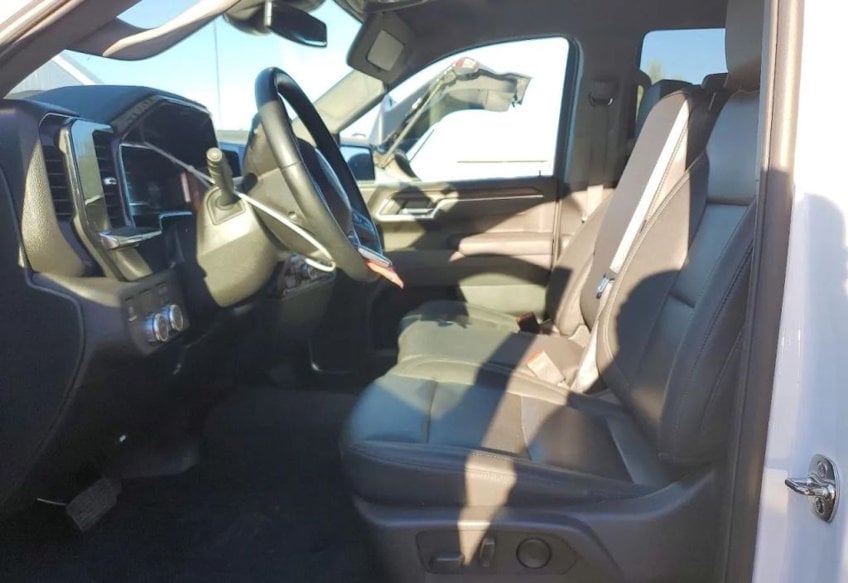 2025 GMC Sierra 1500 SLT - 1GTPHDED9SZ249079 photo 8