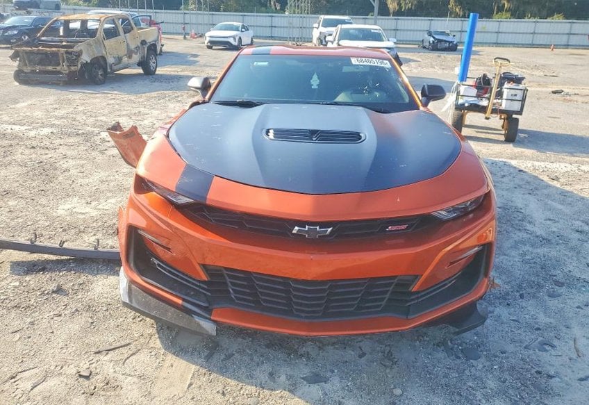 2022 Chevrolet Camaro LT1 - 1G1FE1R71N0131276 photo 5