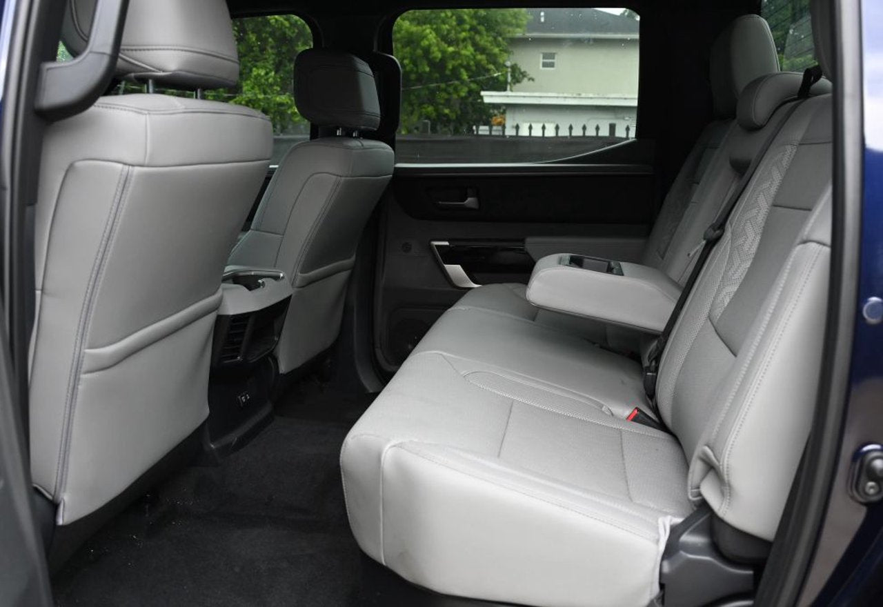 2025 Toyota Tundra Limited - 5TFJA5DB3SX263765 photo 48