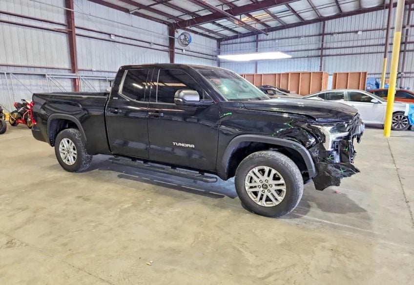 2024 Toyota Tundra SR5 - 5TFLA5DA4RX155343 photo 2