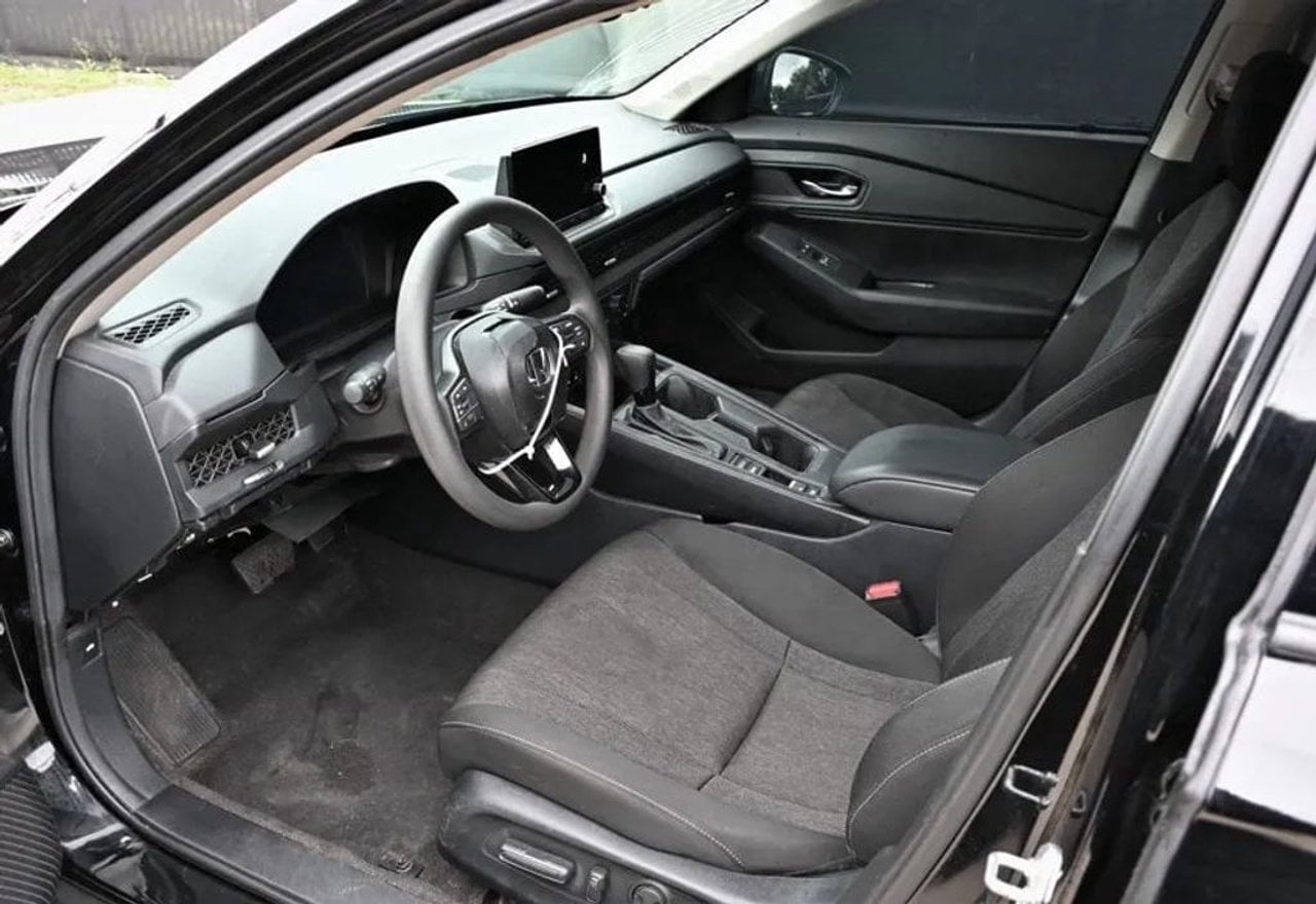2025 Honda Accord SE - 1HGCY1F49SA041537 photo 33