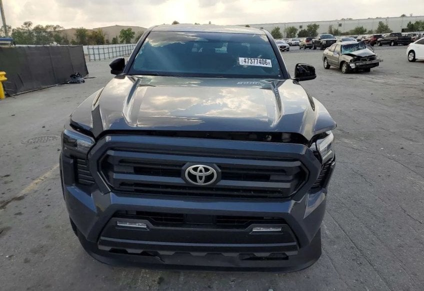 2025 Toyota Tacoma SR5 - 3TMKB5FNXSM036068 photo 5