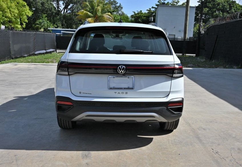 2025 Volkswagen Taos S - 3VV5C7B21SM067180 photo 7