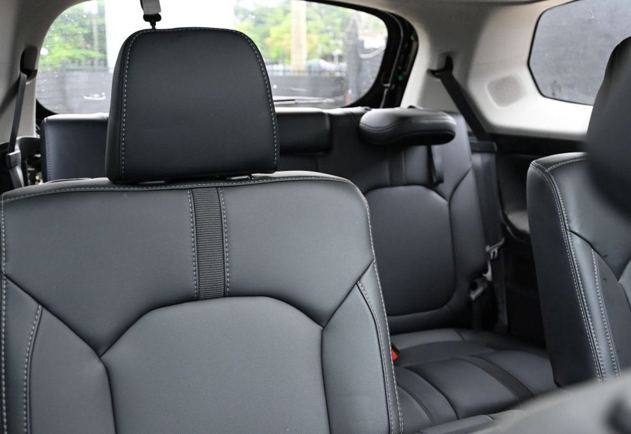 2023 Honda Pilot Touring - 5FNYG2H74PB014250 photo 37