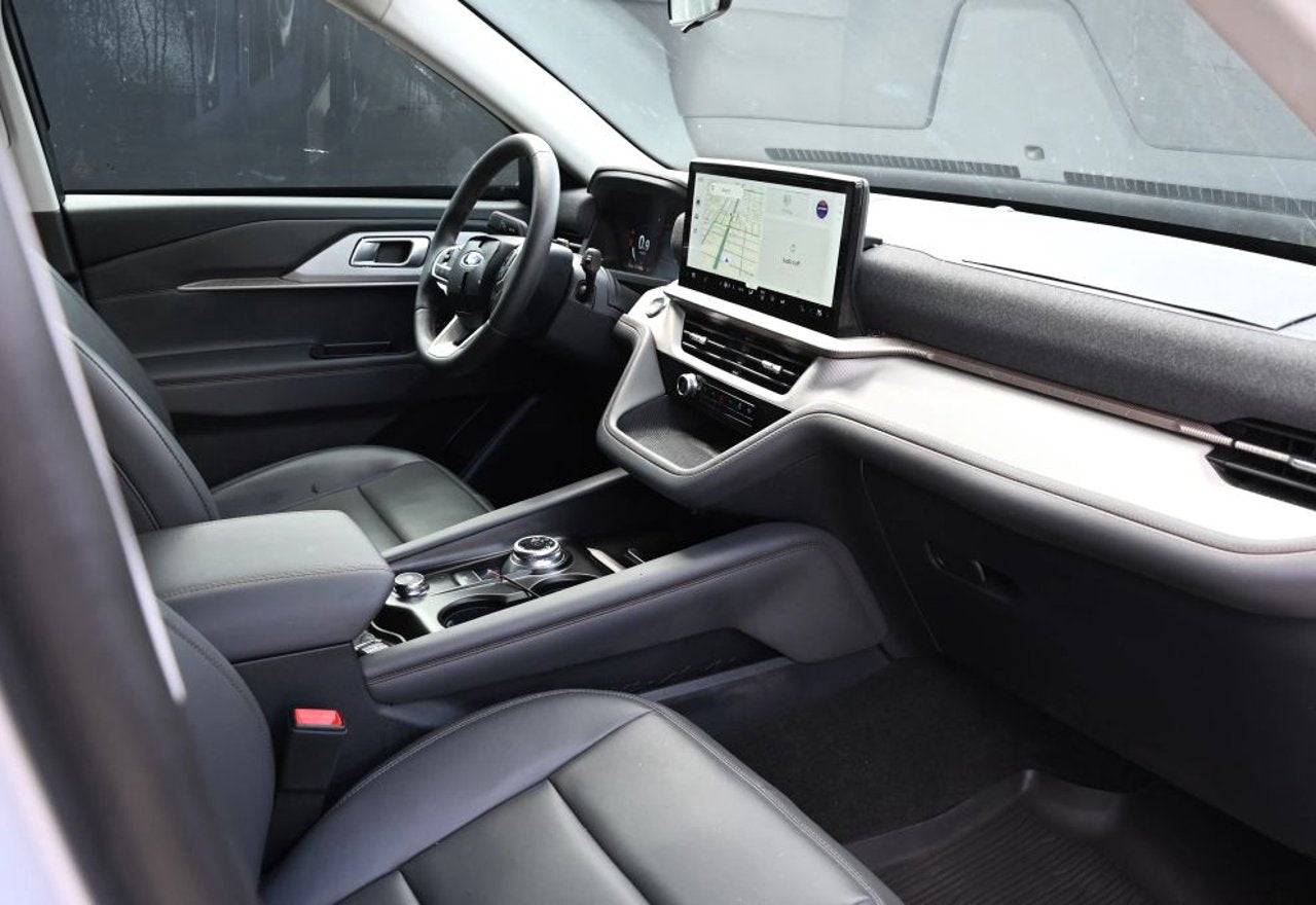 2025 Ford Explorer Active - 1FMUK7DH3SGC58636 photo 32