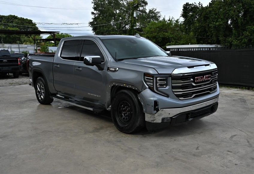 2023 GMC Sierra 1500 SLT - 3GTUUDE88PG286827 photo 2