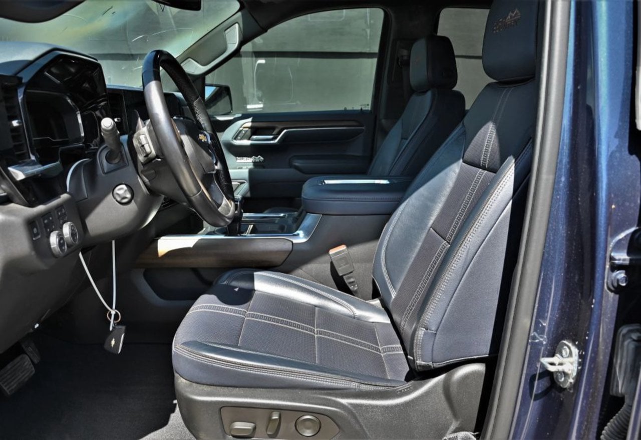 2022 Chevrolet Silverado 1500 High Country - 3GCUDJET5NG585756 photo 42