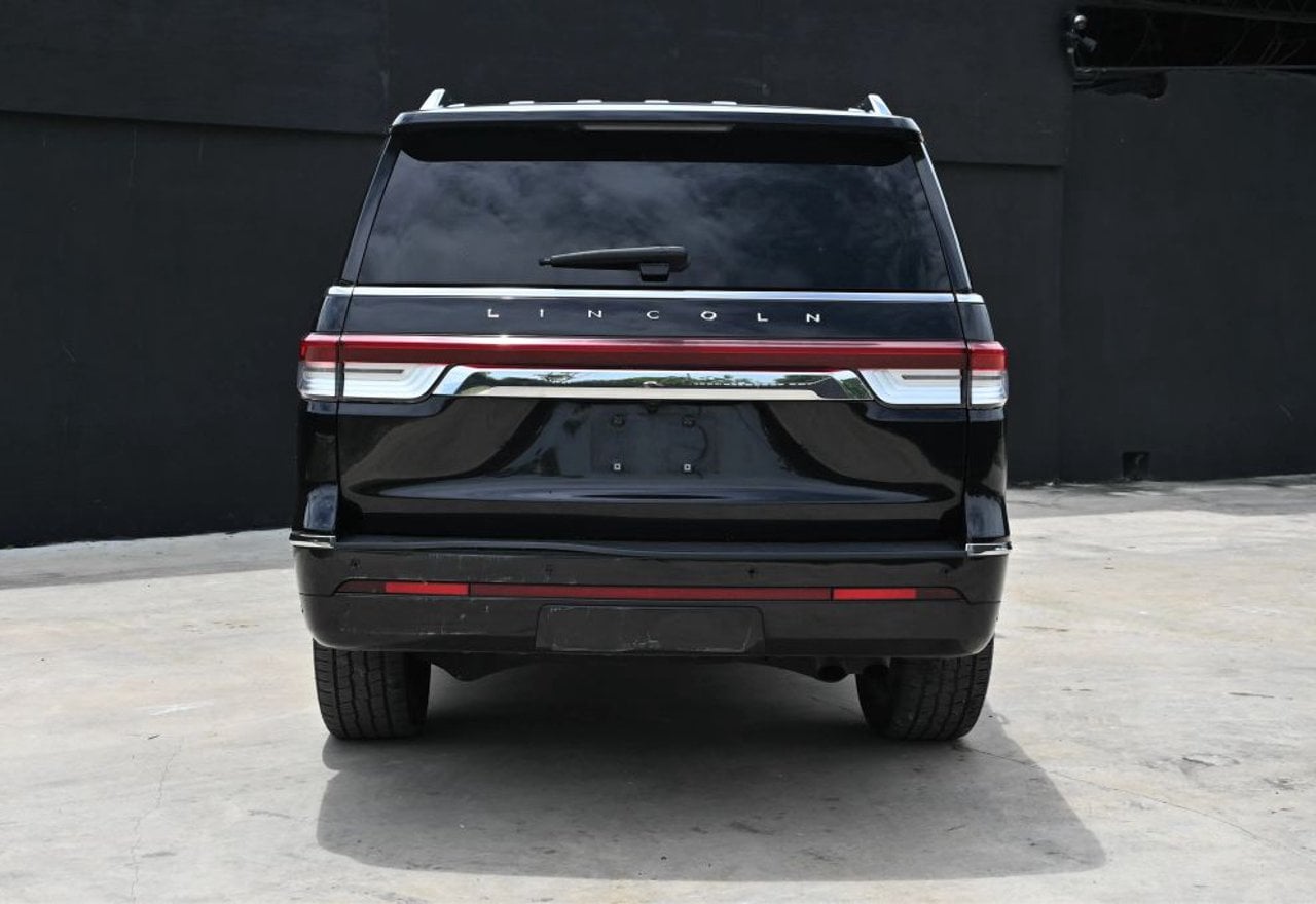 2024 Lincoln Navigator L Premiere - 5LMJJ3NG1REL04360 photo 32