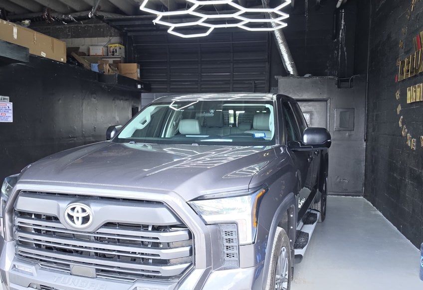 2024 Toyota Tundra SR5 - 5TFLA5DA8RX167513 photo 3