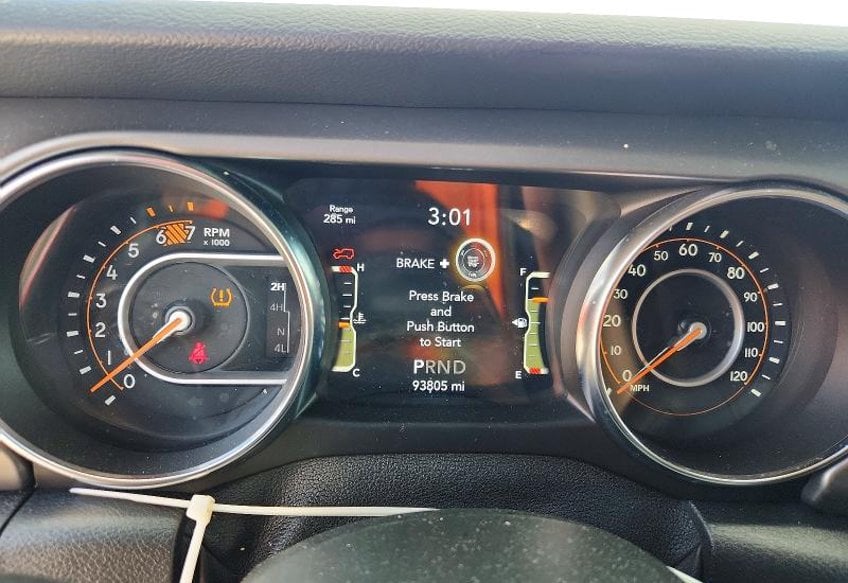 2021 Jeep Wrangler Unlimited Sport - 1C4HJXDN4MW751720 photo 9