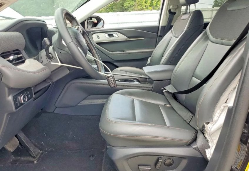 2025 Ford Explorer Active - 1FMUK7DH1SGA23233 photo 8