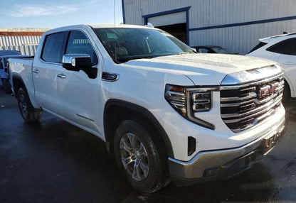 2025 GMC Sierra 1500 SLT - 1GTPHDED9SZ249079 photo 2