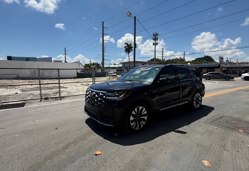 2025 Ford Explorer Platinum - 1FMUK8HH4SGB67133 photo 1