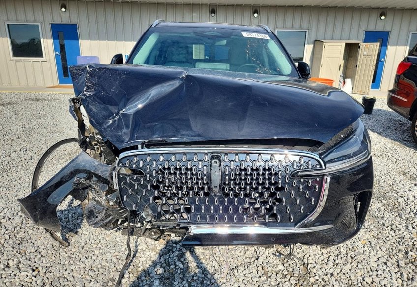 2025 Lincoln Aviator Premiere - 5LM5J6WC2SGL15957 photo 5
