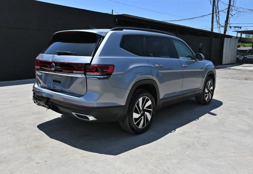 2024 Volkswagen Atlas SE - 1V2WR2CA4RC552367 photo 4