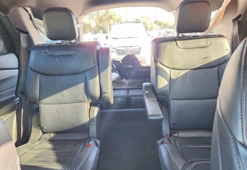 2024 Ford Explorer ST - 1FM5K8GC5RGA21022 photo 11