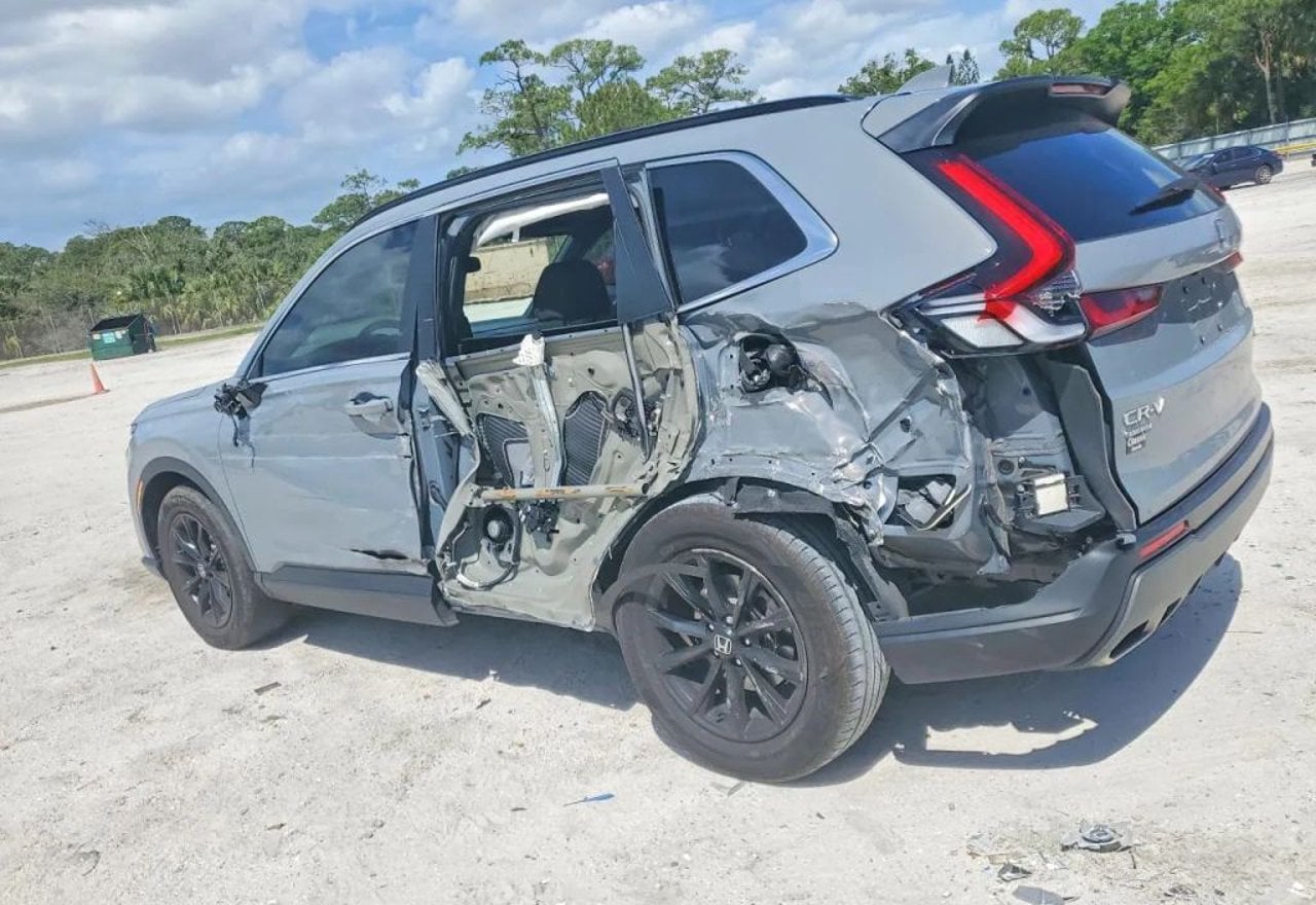 2025 Honda CR-V Hybrid Sport - 7FARS5H55SE024124 photo 15