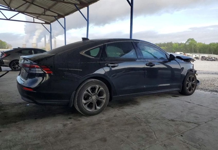 2023 Honda Accord EX - 1HGCY1F39PA006334 photo 2