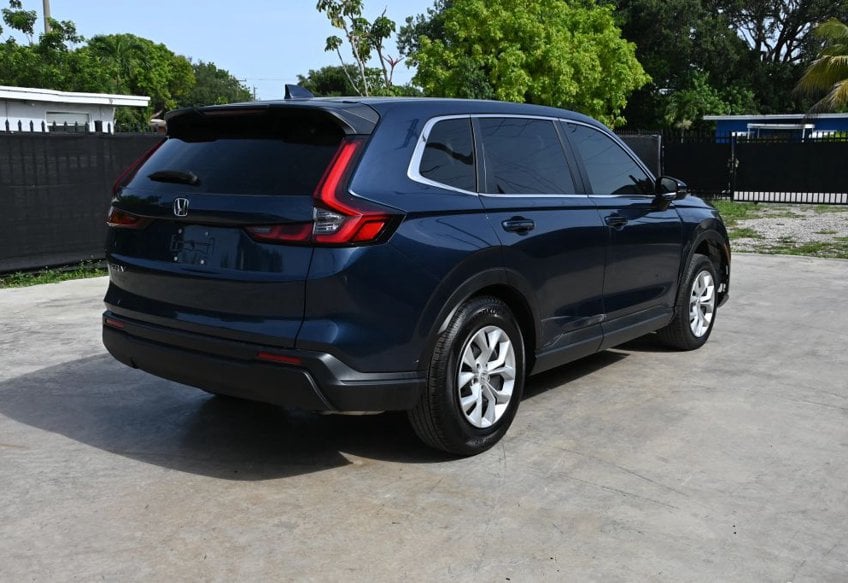2024 Honda CR-V LX - 2HKRS3H24RH315134 photo 4