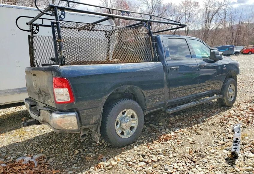 2024 Ram 3500 Tradesman - 3C63R3CLXRG225181 photo 3