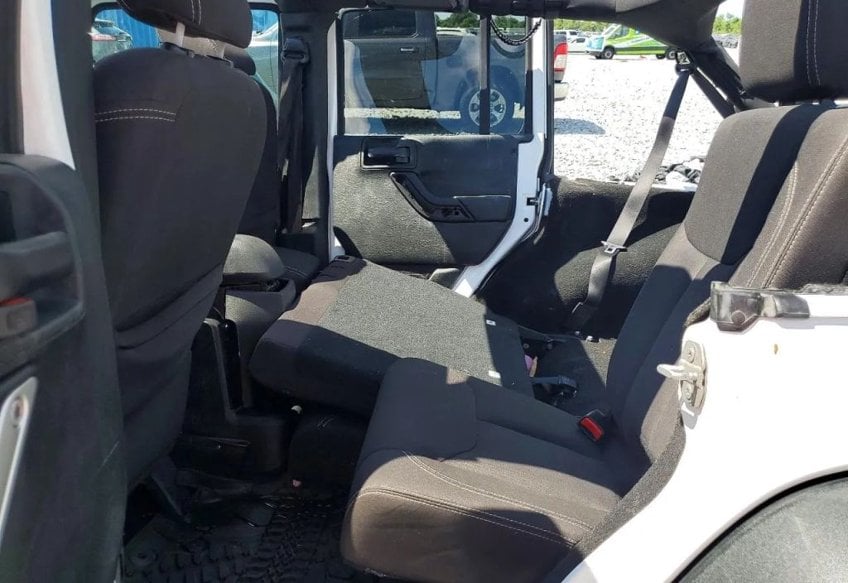 2018 Jeep Wrangler JK Unlimited Rubicon - 1C4BJWFG2JL847700 photo 10