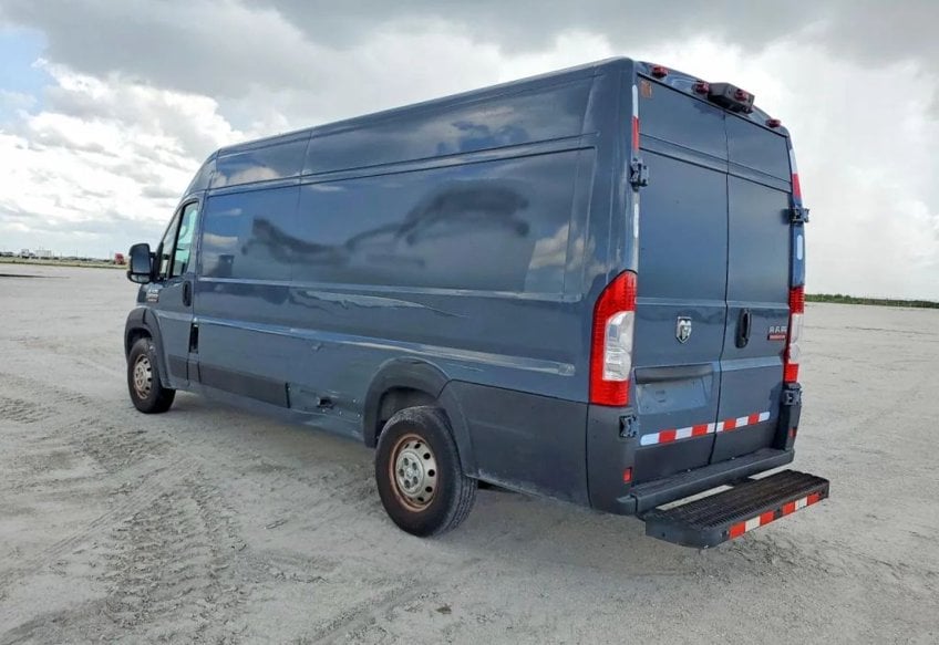 2020 Ram ProMaster 3500 159 WB - 3C6URVJG2LE107036 photo 3