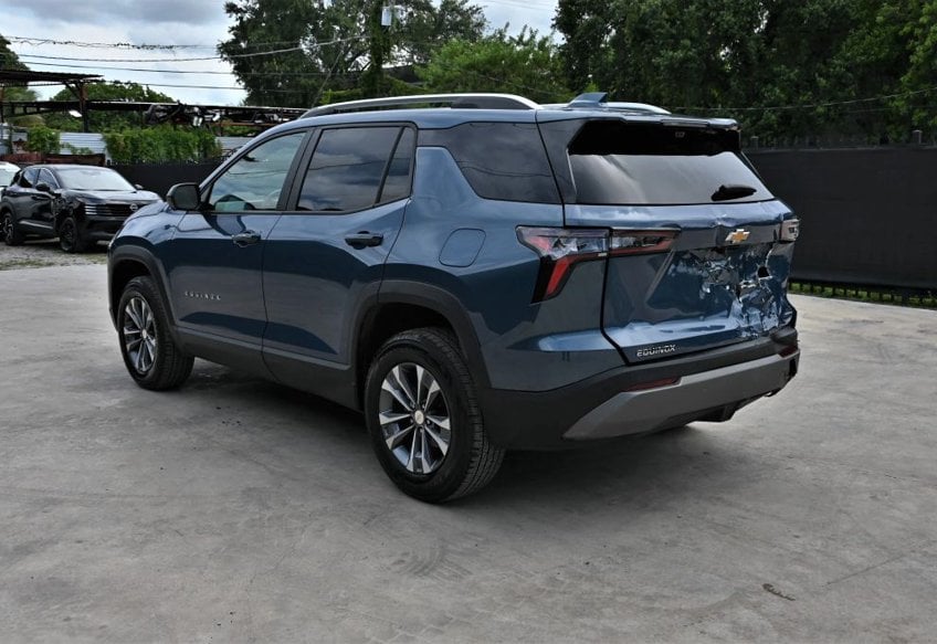 2025 Chevrolet Equinox LT - 3GNAXHEG3SL163565 photo 4