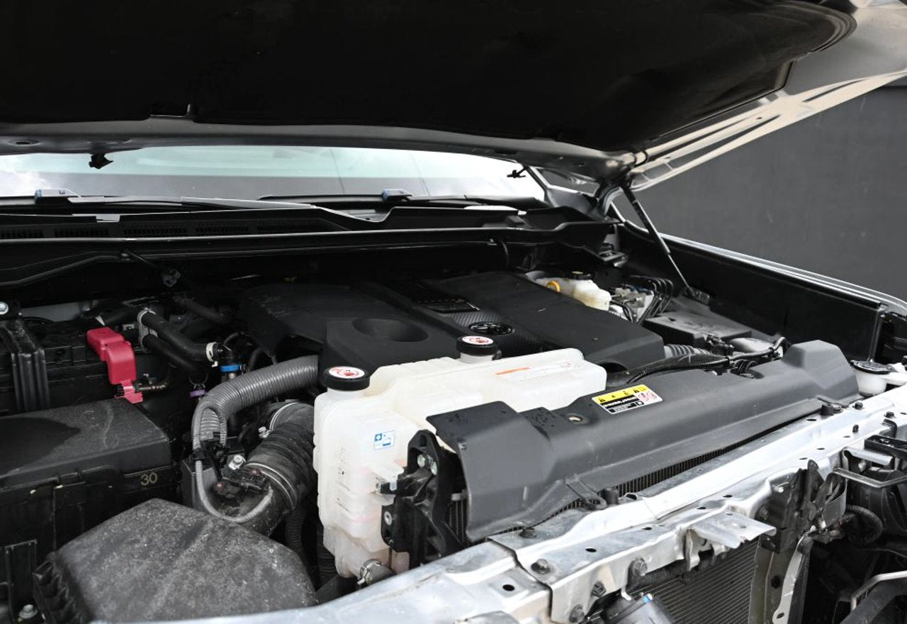 2025 Toyota Tundra SR5 - 5TFLA5AB5SX045131 photo 33