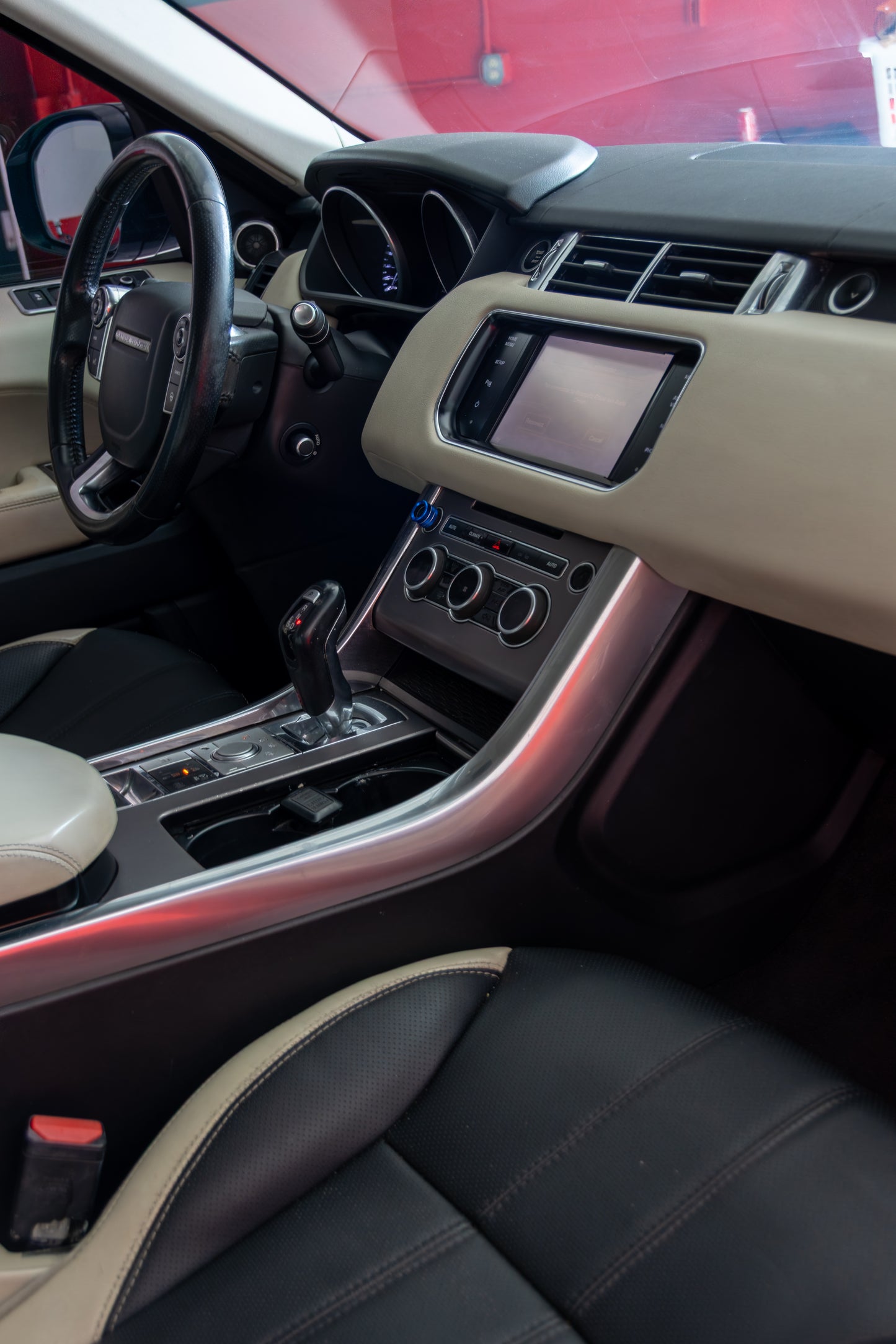 2014 LAND ROVER Range Rover Sport HSE