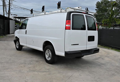 2024 Chevrolet Express 2500 - 1GCWGAF78R1179279 photo 4