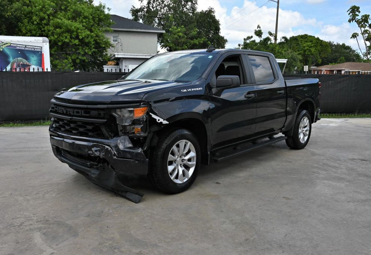 2022 Chevrolet Silverado 1500 Custom - 1GCPABEK7NZ632787 photo 17