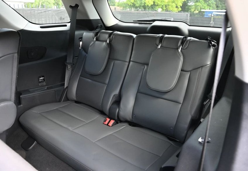 2025 Ford Explorer Active - 1FMUK7DH3SGC58636 photo 17