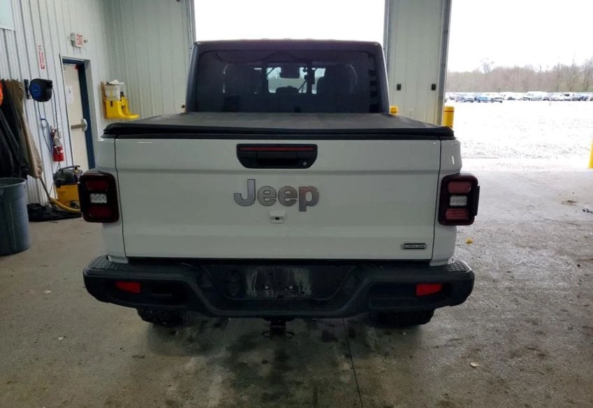 2020 Jeep Gladiator Overland - 1C6HJTFG3LL198931 photo 6