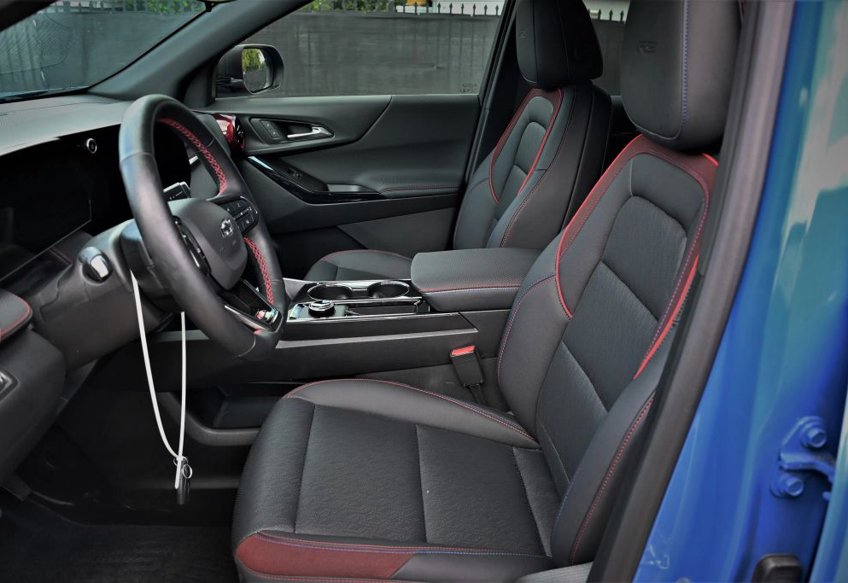 2025 Chevrolet Equinox RS - 3GNAXLEG5SL174621 photo 12