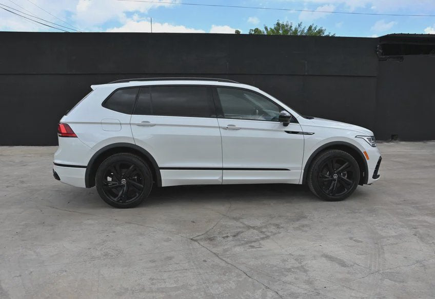2024 Volkswagen Tiguan SE R-Line Black - 3VVCB7AX6RM055138 photo 3