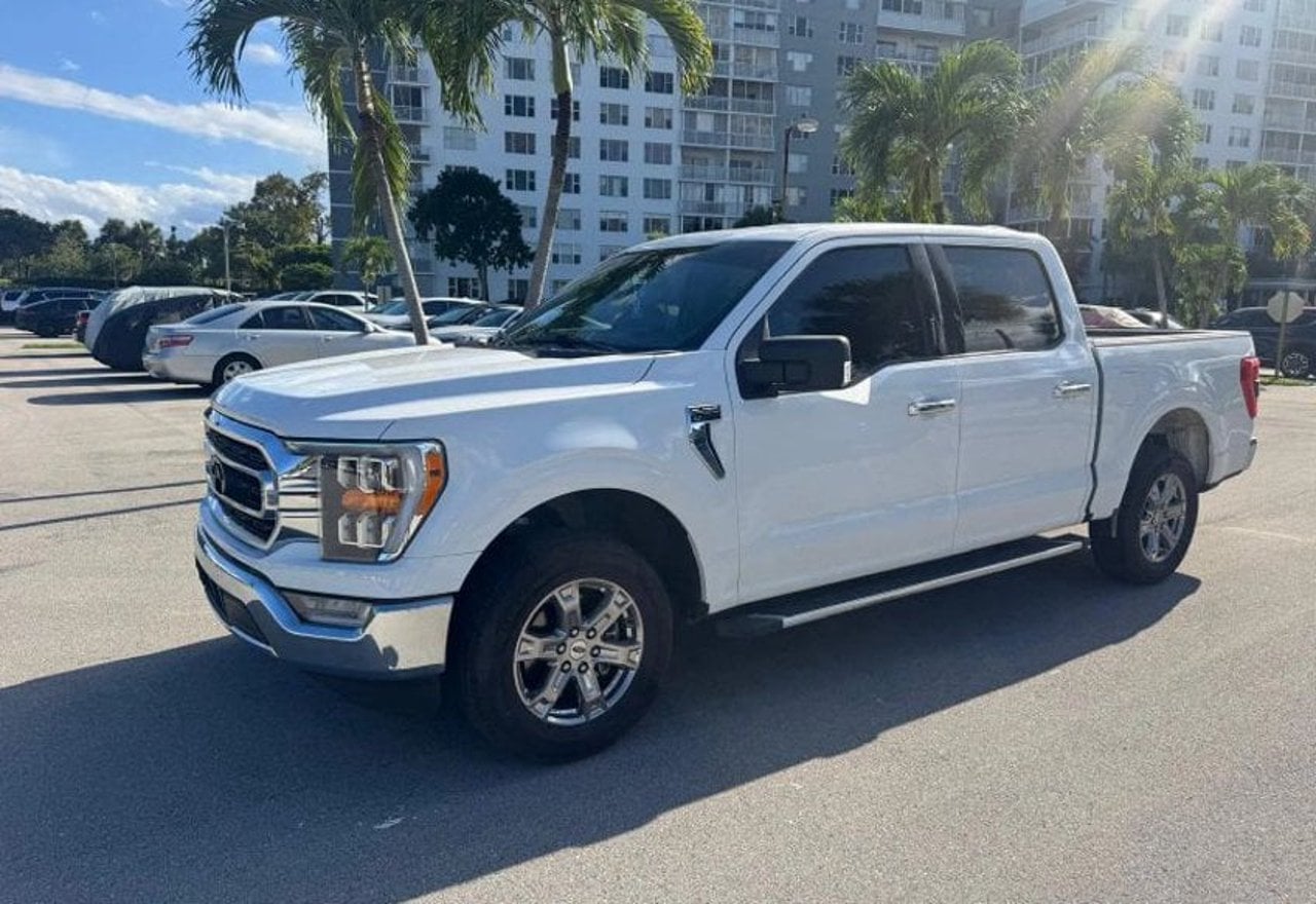 2023 Ford F-150 XLT Pickup 4D 5 1/2 ft - 1FTEW1CP9PKG23490 photo 16