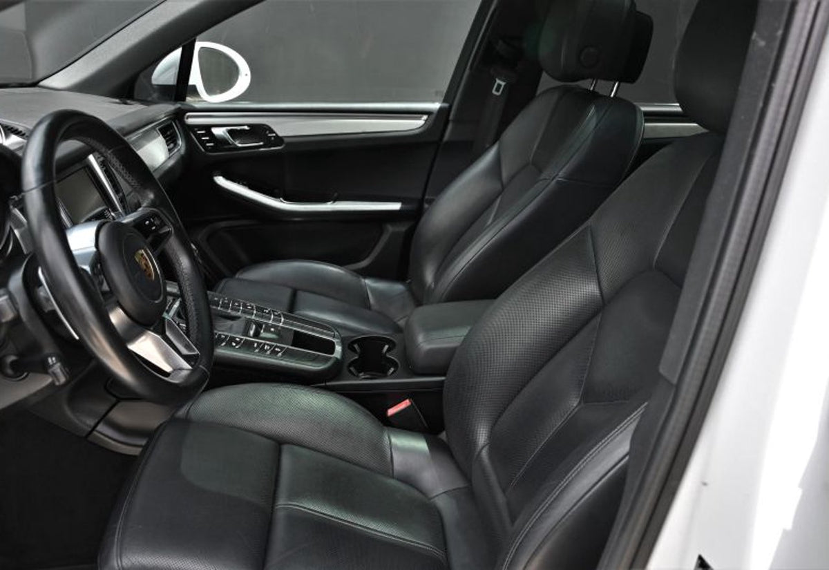 2016 Porsche Macan S Sport Utility 4D - WP1AB2A51GLB46466 photo 45