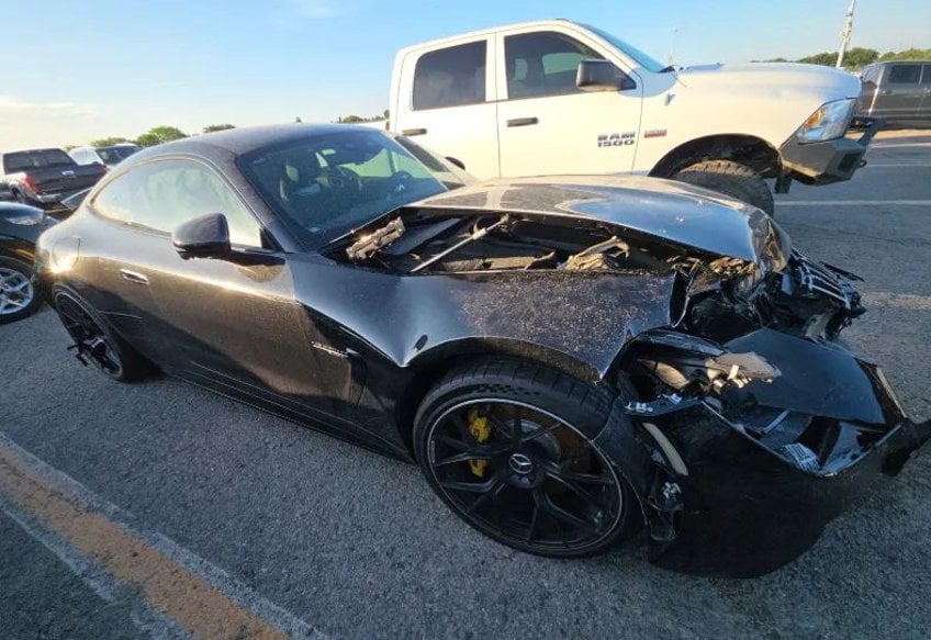 2025 Mercedes-Benz AMG GT GT 63 4MATIC+ 2-Door Coupe 2D - W1KRJ7JB1SF005386 photo 2
