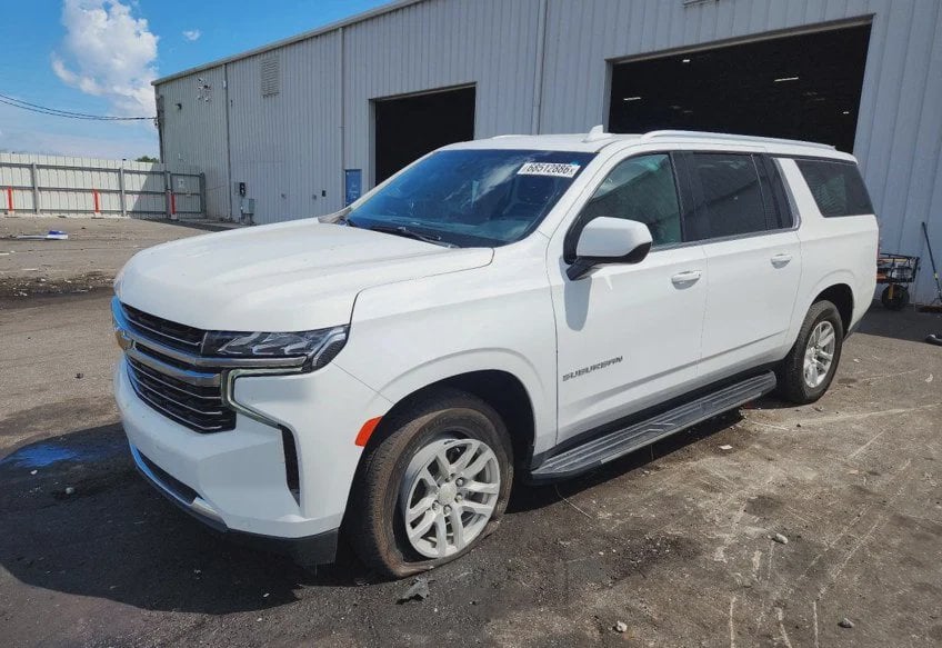 2023 Chevrolet Suburban LT - 1GNSCCKD4PR317195 photo 1
