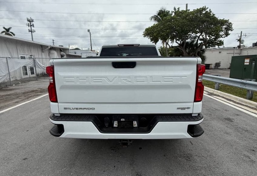 2020 Chevrolet Silverado 1500 Custom - 1GCRWBEH4LZ215722 photo 8