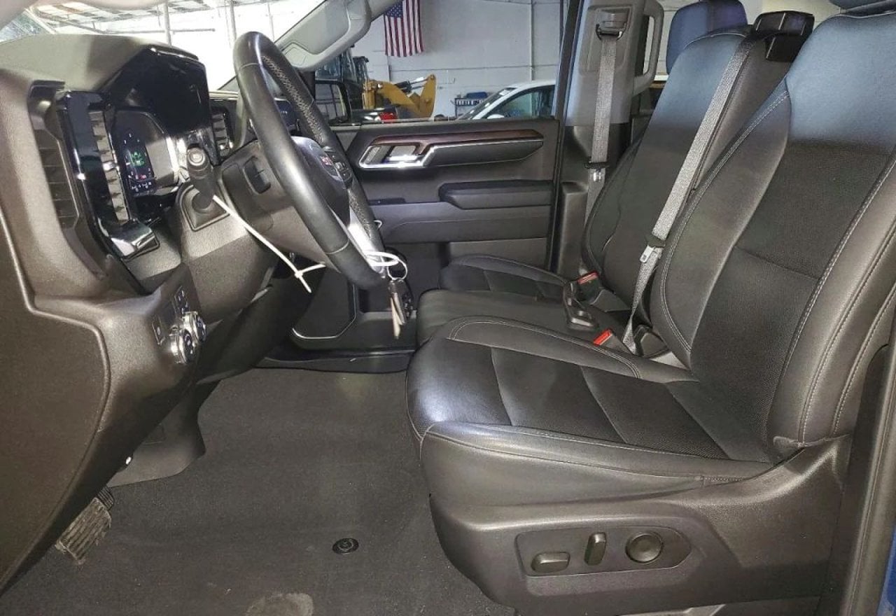 2024 GMC Sierra 1500 SLT - 1GTPHDED9RZ186172 photo 18