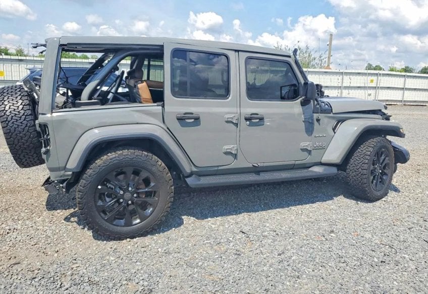 2023 Jeep Wrangler Sahara - 1C4HJXEG6PW571126 photo 3