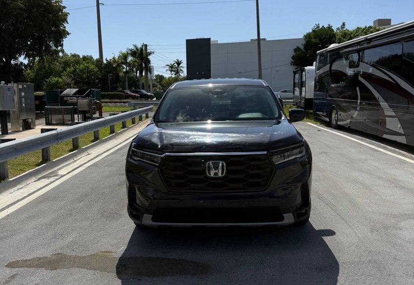 2025 Honda Pilot EX-L - 5FNYG2H42SB018649 photo 7