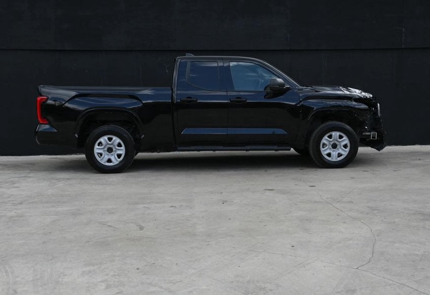 2025 Toyota Tundra SR - 5TFKB5DA5SX253666 photo 6