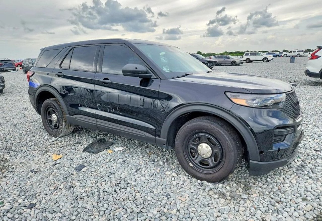 2025 Ford Explorer Police Interceptor Utility - 1FM5K8AB5SGB57706 photo 12