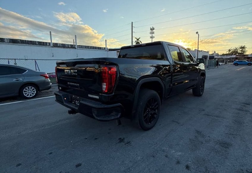 2023 GMC Sierra 1500 Elevation - 3GTPUCEK0PG275307 photo 3