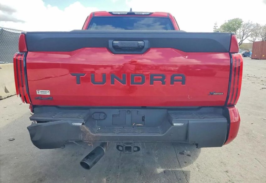 2025 Toyota Tundra SR5 - 5TFLA5DB1SX267872 photo 5