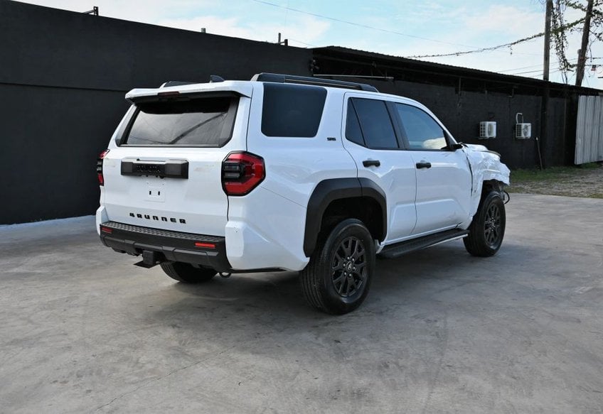 2025 Toyota 4Runner SR5 - JTEVA5BR1S5009139 photo 1